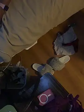 PrettyGal Tingz online show from February 26, 9:01 am