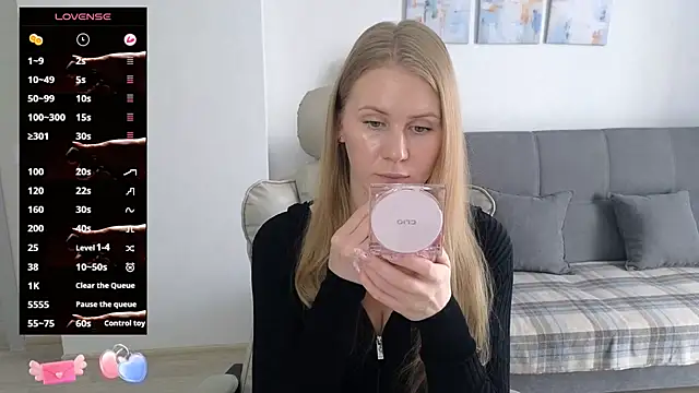 IsabelAllen online show from March 4, 10:01 am