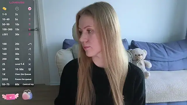 IsabelAllen online show from September 25, 2:34 pm