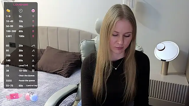 IsabelAllen online show from May 22, 7:12 pm