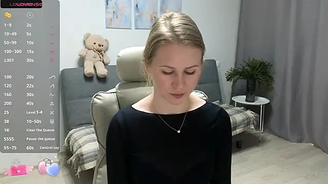 IsabelAllen online show from December 22, 9:53 am