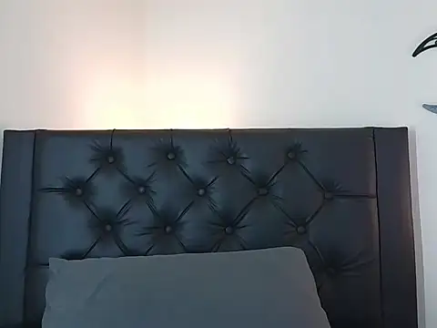 EvoletFMK online show from April 9, 2:34 pm