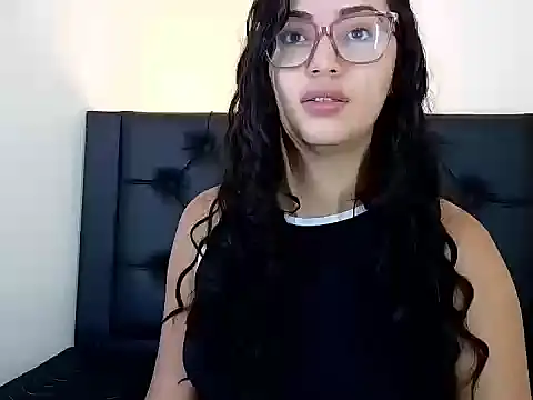 EvoletFMK online show from February 19, 6:05 pm