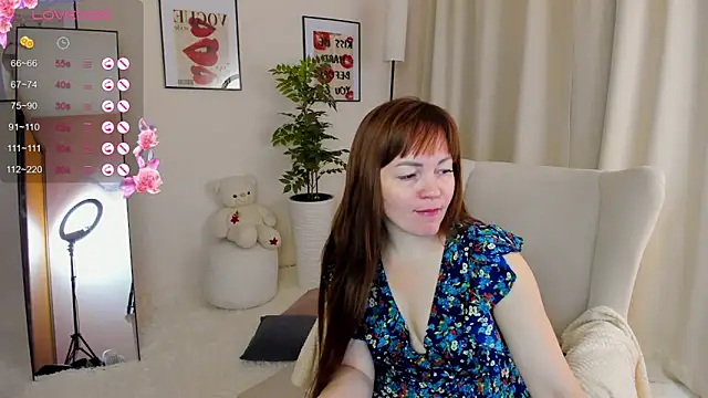 VanessaSmuth online show from November 5, 1:42 am