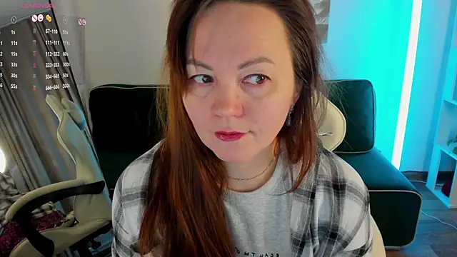 VanessaSmuth online show from March 3, 1:56 am