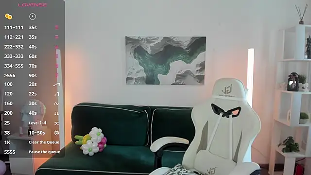 VanessaSmuth online show from March 7, 6:09 am