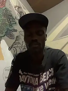 Snapshot of BringBackLostLover chatting on October 15, 12:42 am BringBackLostLover online show from October 15, 12:42 am