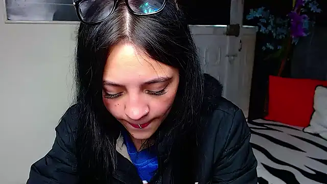 Violettasquirt online show from February 20, 1:46 pm