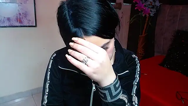 Violettasquirt online show from November 13, 4:00 pm