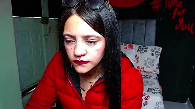 Violettasquirt online show from April 10, 3:41 pm