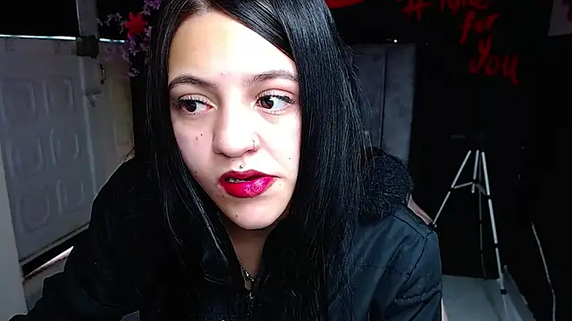 Violettasquirt online show from March 3, 3:08 pm