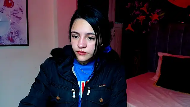 Violettasquirt online show from December 2, 1:35 pm