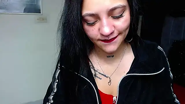 Violettasquirt online show from February 14, 1:44 pm