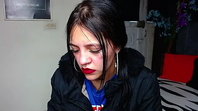 Violettasquirt online show from February 19, 2:58 pm