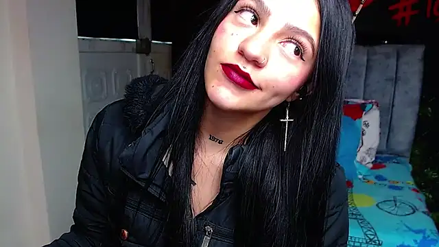 Violettasquirt online show from May 23, 2:16 pm