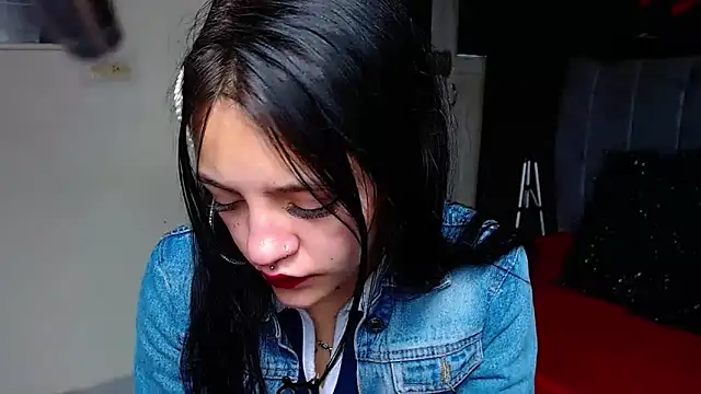 Violettasquirt online show from February 13, 1:44 pm