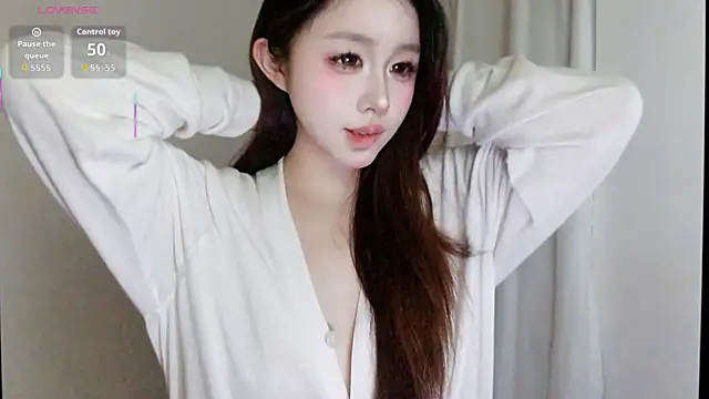 Hazel-11 online show from October 5, 3:25 pm