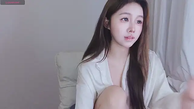 Hazel-11 online show from March 12, 1:08 pm