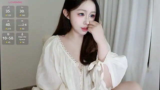 Hazel-11 online show from November 1, 3:06 pm