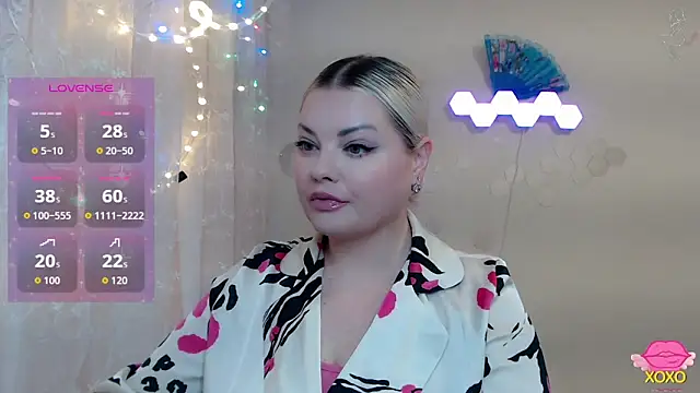 JewellKiss7 online show from February 13, 1:22 pm