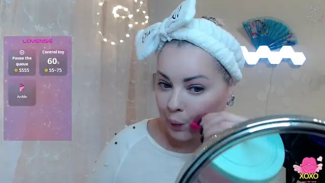 Snapshot of JewellKiss7 chatting on November 15, 12:20 pm JewellKiss7 online show from November 15, 12:20 pm