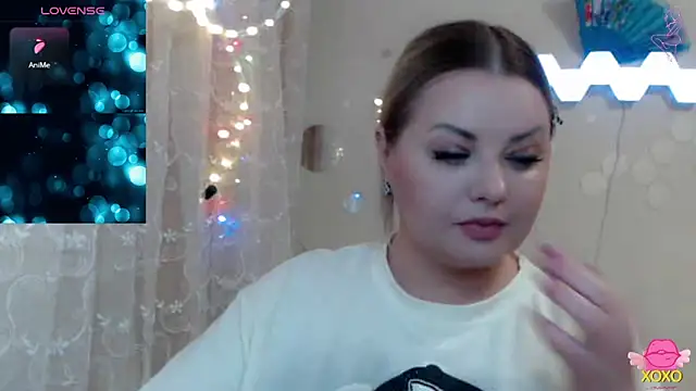 JewellKiss7 online show from April 30, 6:04 pm