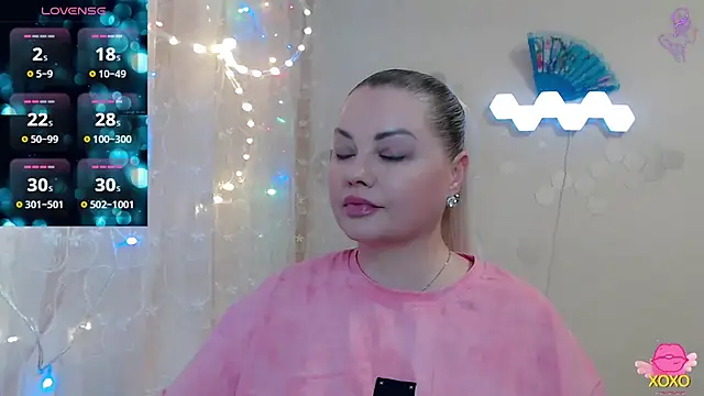 JewellKiss7 online show from April 10, 12:45 pm