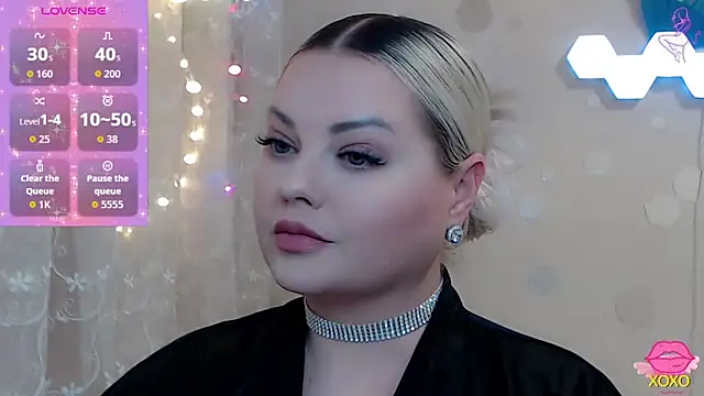 JewellKiss7 online show from March 3, 5:09 pm