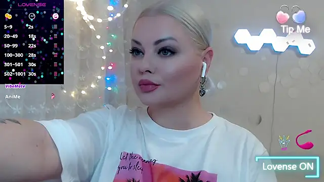 Snapshot of JewellKiss7 chatting on June 30, 2:55 am JewellKiss7 online show from June 30, 2:55 am