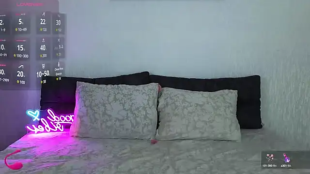 Snapshot of KisssAmmeli chatting on February 25, 8:14 am KisssAmmeli online show from February 25, 8:14 am