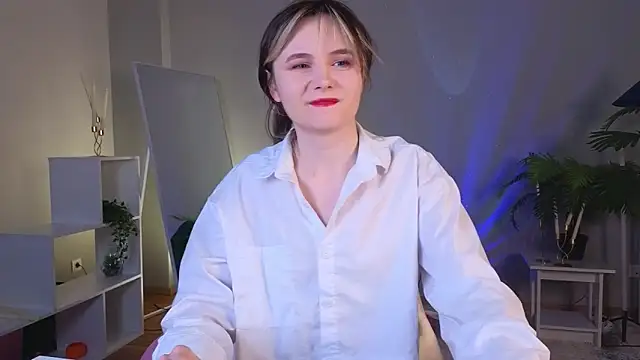 CiriRianonn online show from November 28, 5:51 am