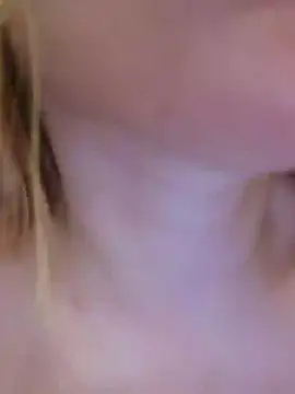 Linda 999 online show from October 27, 8:54 pm