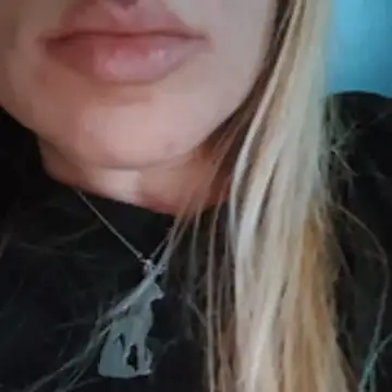 Linda 999 online show from December 5, 2:26 pm