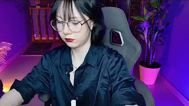 Snapshot of NancyMartinez chatting on November 7, 9:03 am NancyMartinez online show from November 7, 9:03 am