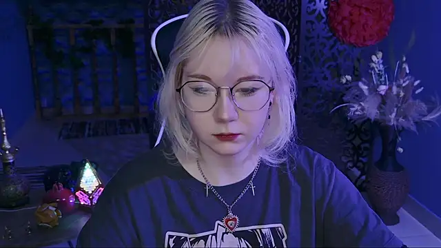 NancyMartinez online show from March 22, 5:06 am