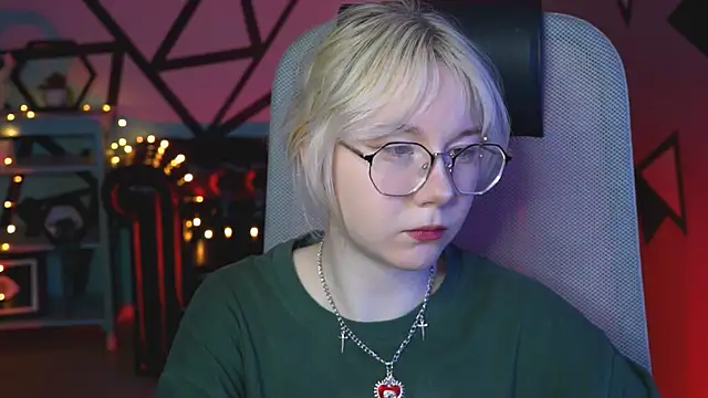 Snapshot of NancyMartinez chatting on March 6, 5:14 am NancyMartinez online show from March 6, 5:14 am