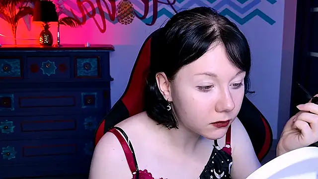 NancyMartinez online show from October 4, 9:11 am