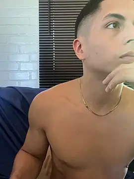 SAMUEL OBRIAN online show from January 28, 5:46 pm