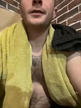 red red00 online show from November 9, 3:05 pm