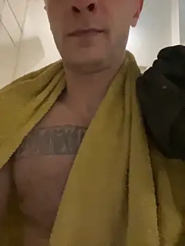 red red00 online show from November 5, 3:37 pm