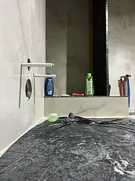 red red00 online show from February 10, 3:33 pm