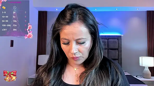 Susann Ross online show from December 2, 10:50 am