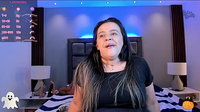 Susann Ross online show from October 31, 10:56 am