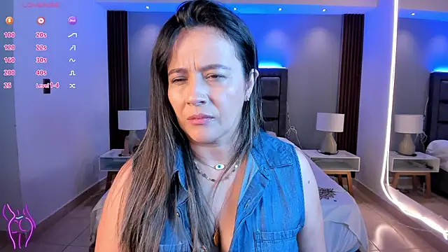 Susann Ross online show from November 7, 11:04 am