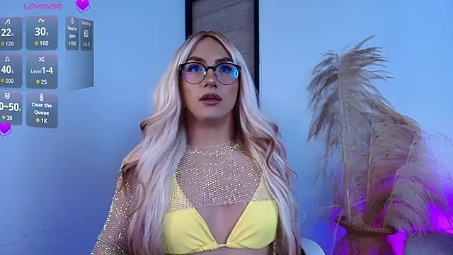 -Sofii  online show from December 20, 7:50 pm