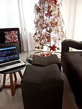 girl tentation69 online show from January 21, 8:43 pm