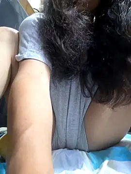 LunaDrago online show from February 17, 4:26 pm