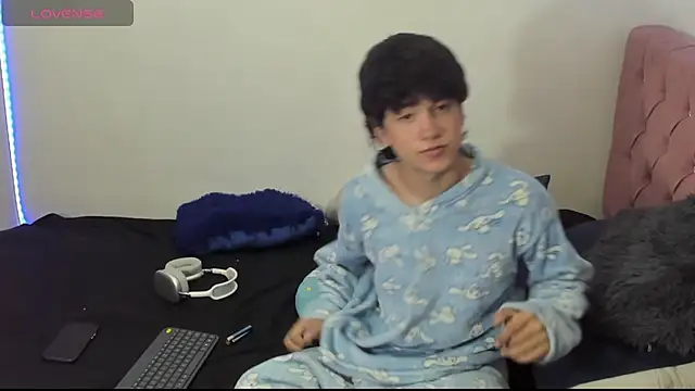 blue baby20 online show from March 6, 2:19 am