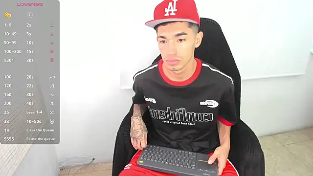 Damon  333 online show from February 24, 10:47 pm