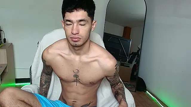 Damon  333 online show from November 30, 6:41 pm